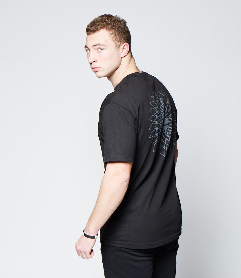 MOZAIC JIYO TEE, BLACK - Shirts - JIYO WEAR