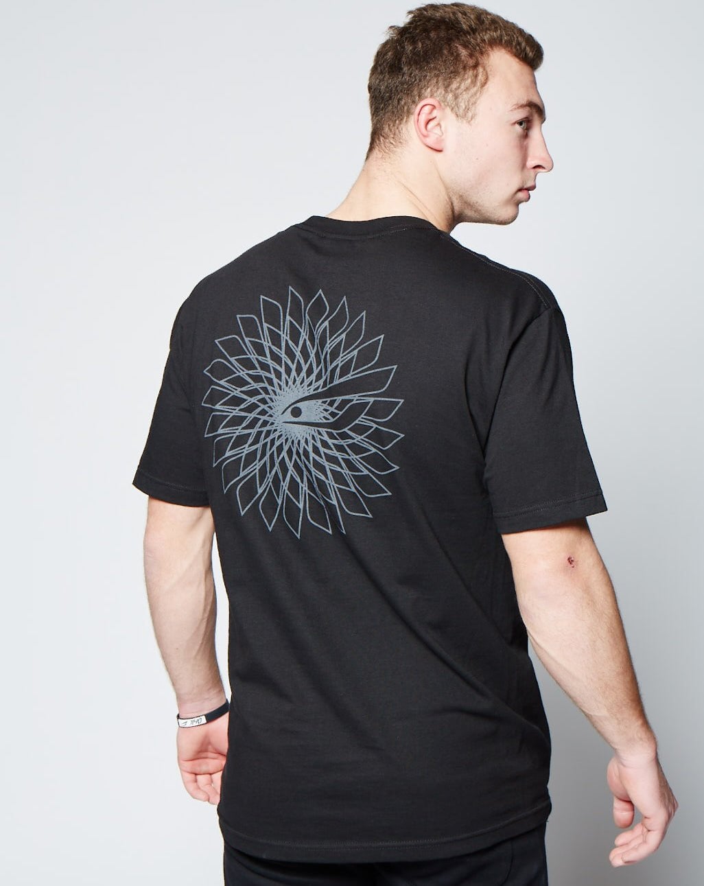 MOZAIC JIYO TEE, BLACK - Shirts - JIYO WEAR