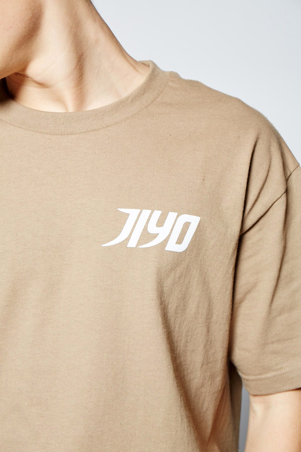 MOZAIC JIYO TEE, SAND - Shirts - JIYO WEAR